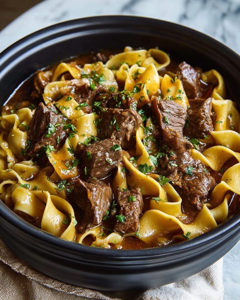 Slow Cooker Beef and Noodles Recipe